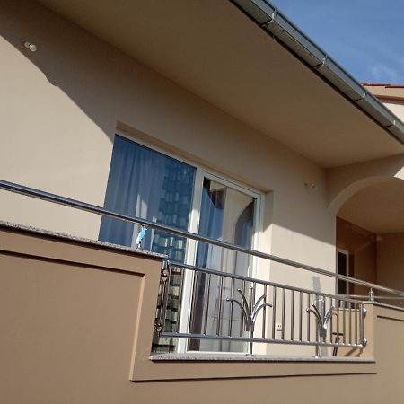 Laura Apartment Bibinje Luaran gambar