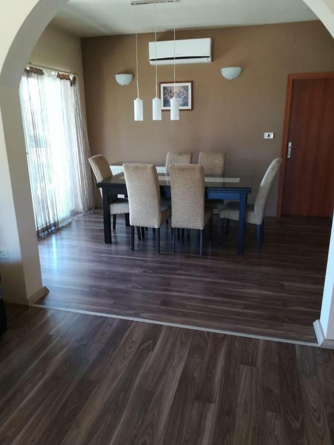 Laura Apartment Bibinje Luaran gambar